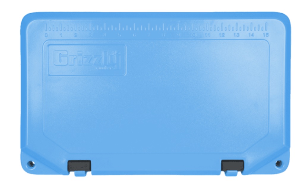 Grizzly 15 Quart Cooler in Light Blue