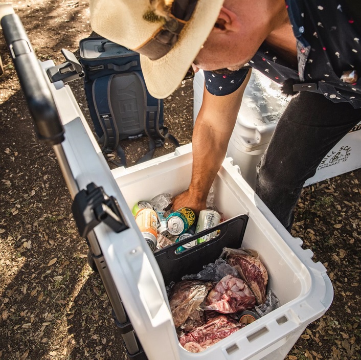 Roadie 60 Wheeled Cooler