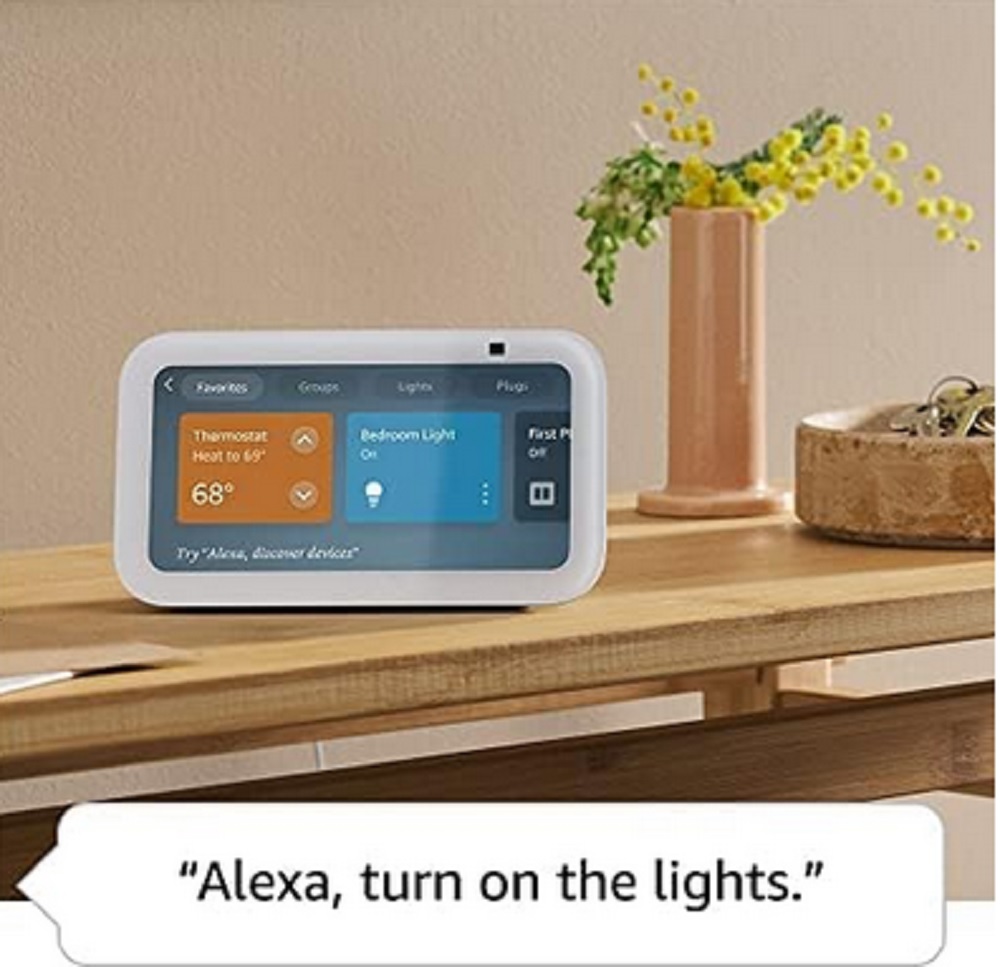 Amazon Echo Show 5 (3rd Generation) | 5.5 Inch Smart display with Alexa in Glacier White