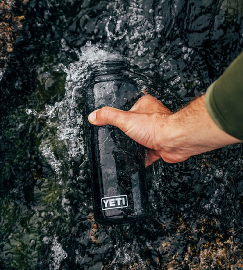 25oz. YETI® Yonder™ Plastic Water Bottle in Charcoal
