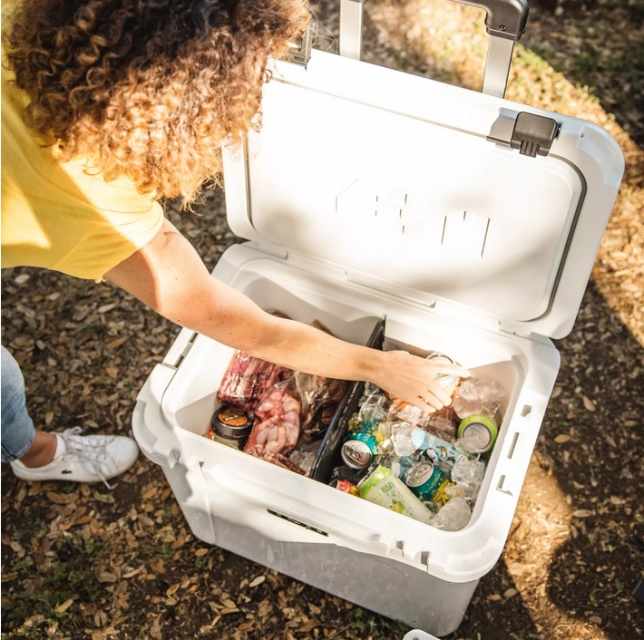 Roadie 60 Wheeled Cooler