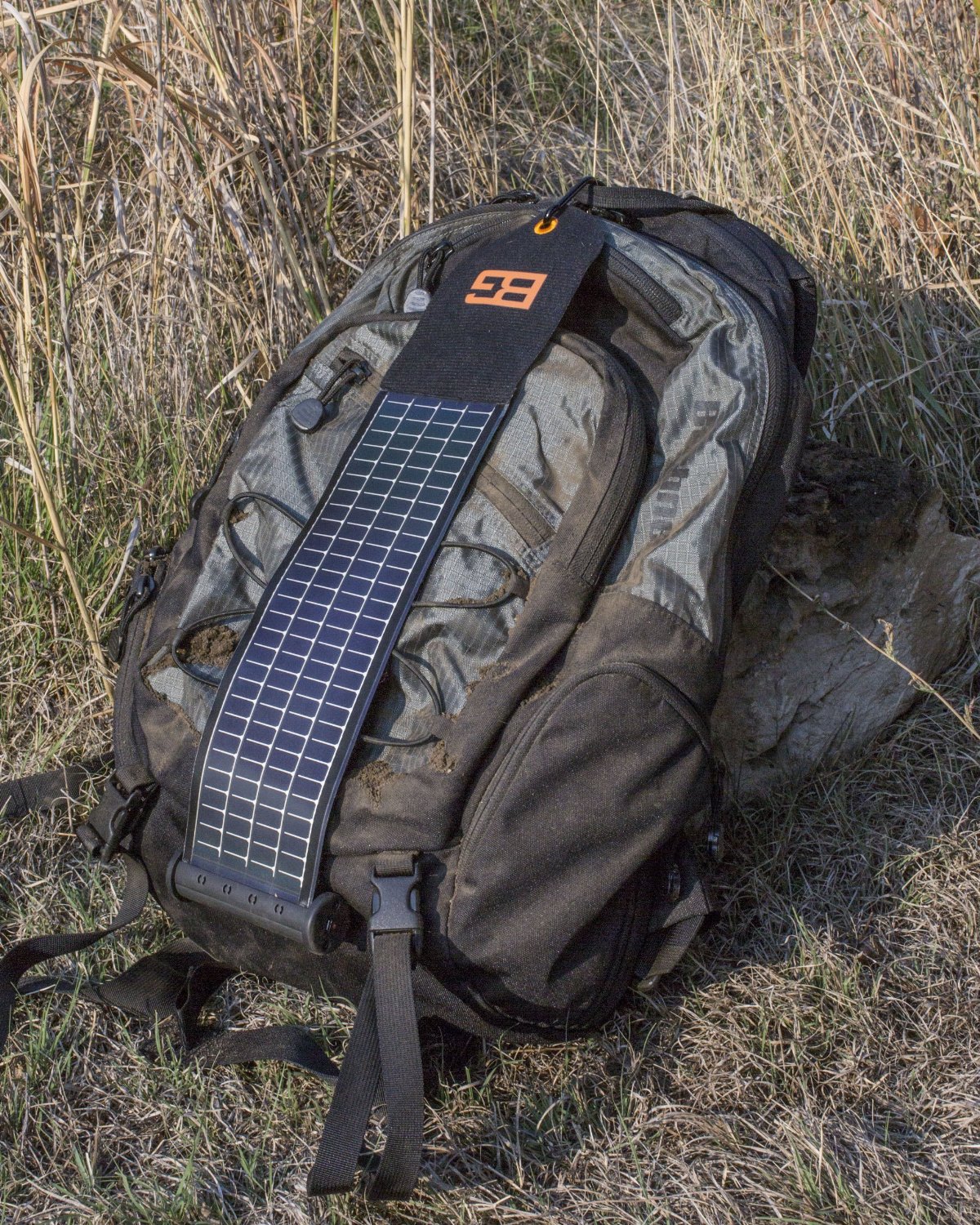 PP1010BG Bushnell Bear Grylls SolarWrap Mini USB Charger